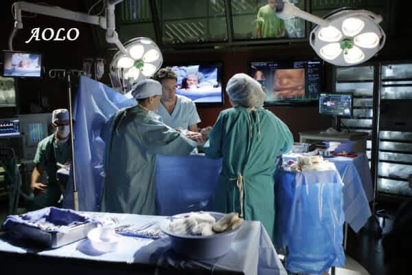 Three River Episode 2, Alex O'Loughlin delivers a baby