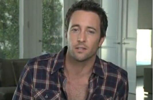 alex o'loughlin tv guide photo shoot video alex o'loughlin tv guide photo shoot video